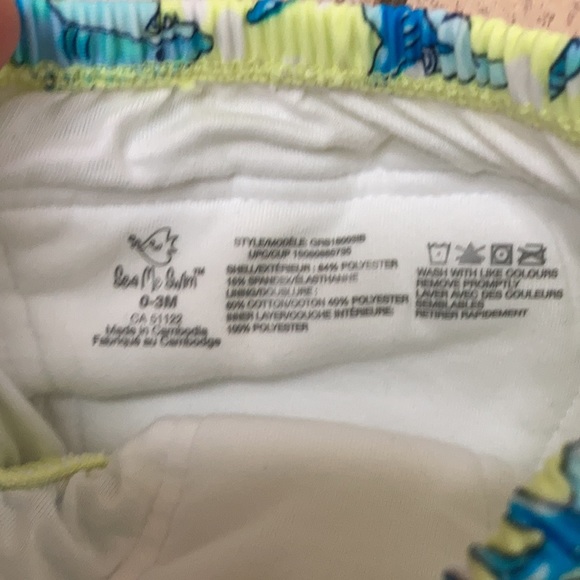 Size 0-3 months swim set - Picture 6 of 7